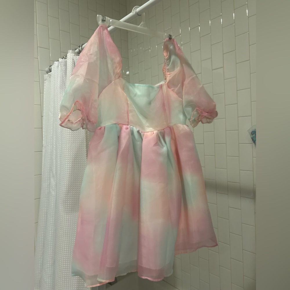Super cute dress!!